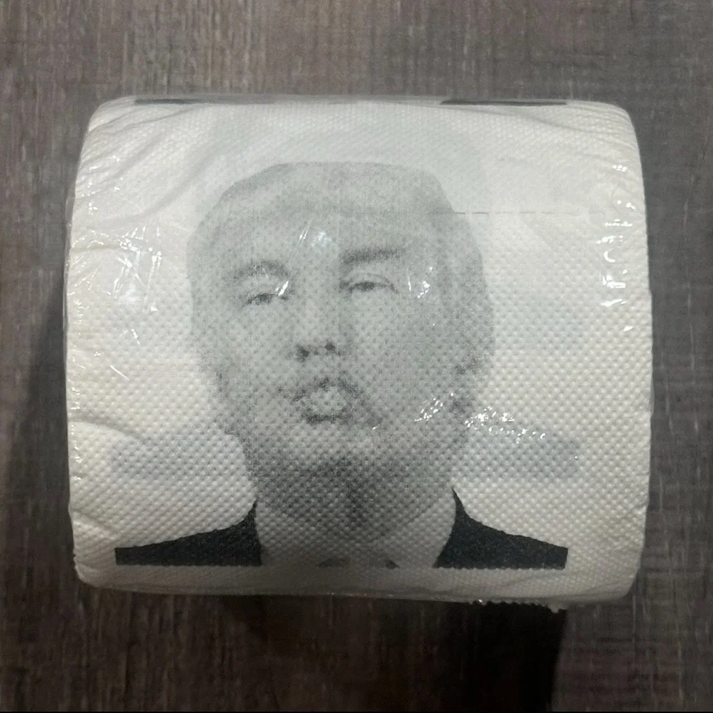 💞 Novelty Trump Pucker Toilet Paper Roll Gag Gift